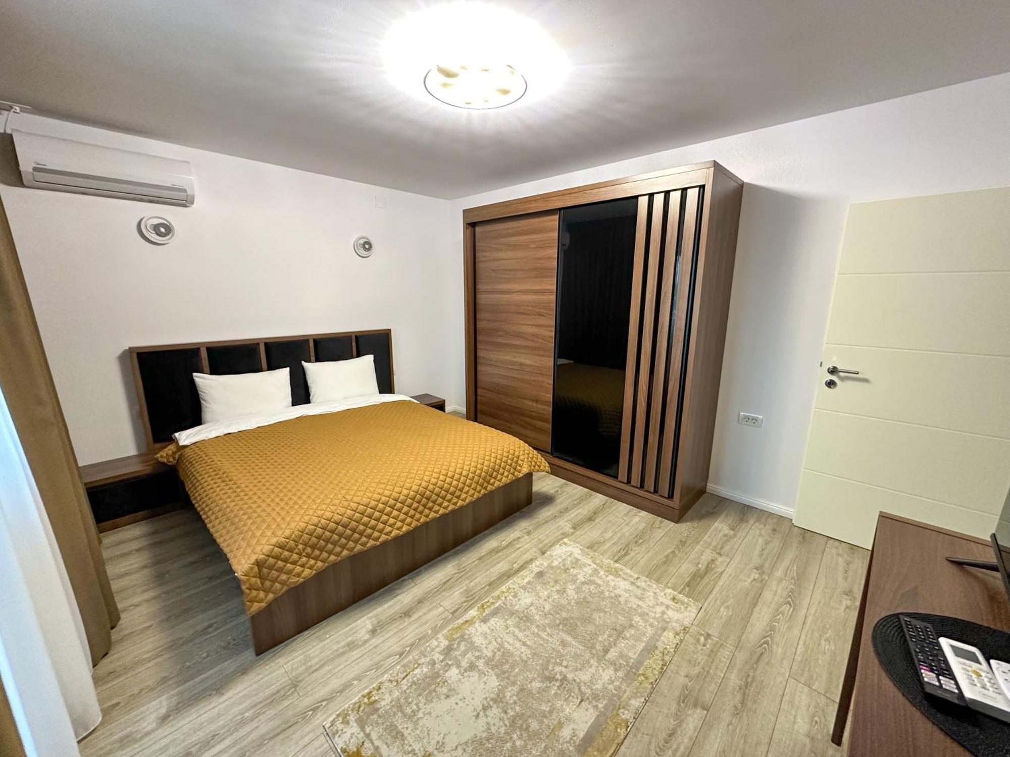 Zim Family Airport Apartamento Otopeni Exterior foto